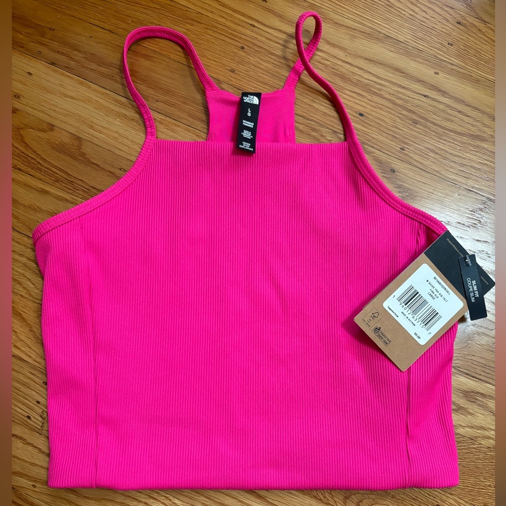 North Face women top pink large new with tag